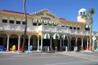Lago Mar Motel and Apartments