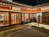東廟宿舍旅館 - 青年旅舍