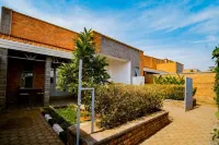 MURUGANO VILLAGE - breakfast
