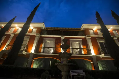 Altos de Fontana by Macondo Collection