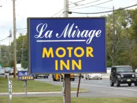 La Mirage Motor Inn Hotels in North Brunswick
