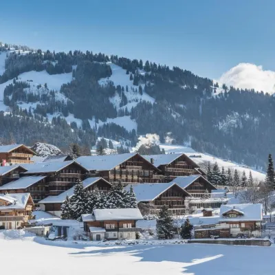HUUS Gstaad Hotels near Stand