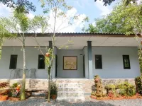 Big House Resort Hotels in Laem Ngop