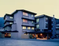 Hiratakan Hotels near Hirayu Fall