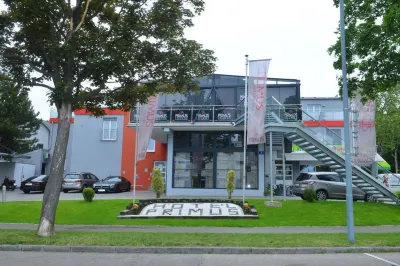 普利姆斯飯店式公寓 Kugelkreuz Obelisk附近的飯店