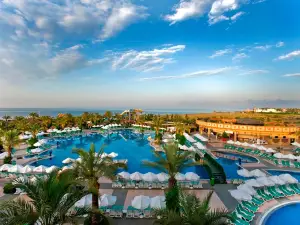 Delphin Palace Hotel