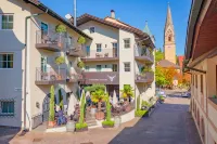 Hotel Goldene Traube Hotels in Tramin an der Weinstraße