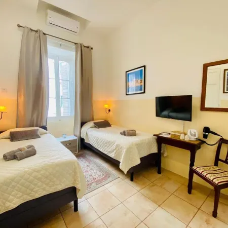 The Maltese Sun Отели в г. Слима