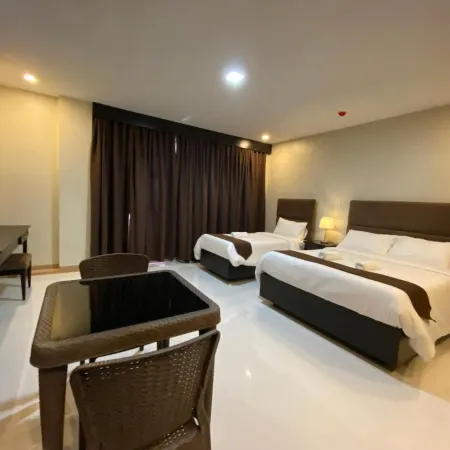 Eight Breeze Bohol