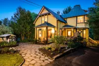 Les Matins de Victoria Hotels in Bromont