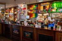 Wellow Hotel - parking