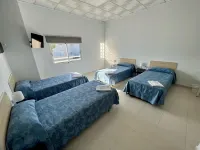 Hostal Kaizen La Marina Baja 호텔