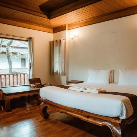 Tak Andaman Hotel