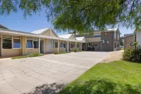 Moody's Motel Hotels in Blairgowrie