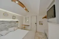 Trulli Colebè con Piscina Hotel a 