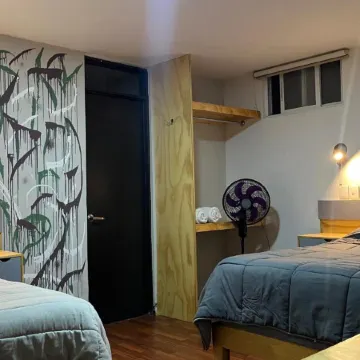 El Suburbio - Serapio Rendon