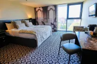 The Vincent Hotel のホテル