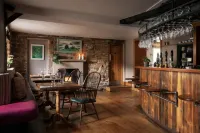 The Pilsley Inn - Chatsworth Hotels in Bakewell