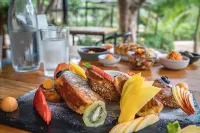 SoulShine Hotels in Pinilla