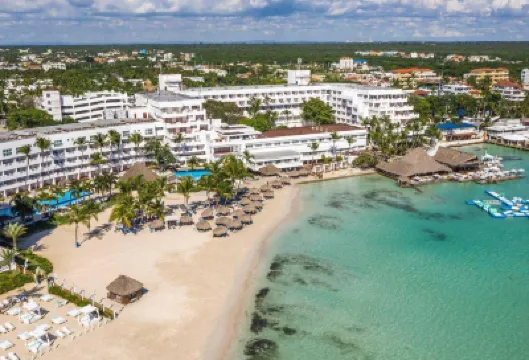 Santo Domingo Bay Convention Resort & Casino Hotels in 