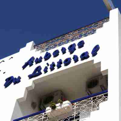 Hôtel Auberge du Littoral Hotel Exterior