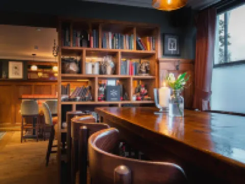 Albert Arms Hotels in Esher