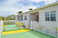 Caribbean Inn and Suites - 3-Star