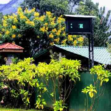 Hamadhi Guest Hotel Exterior