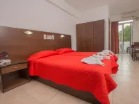 Fragiskos Hotel マタラのホテル