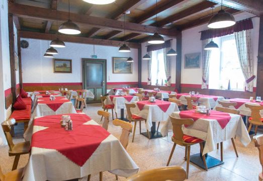 3. 호텔 츠와벤윌트..