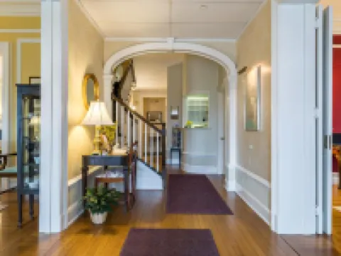 Stanton House Inn Hotels in Greenwich