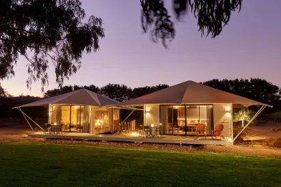 Olio Bello Lakeside Glamping