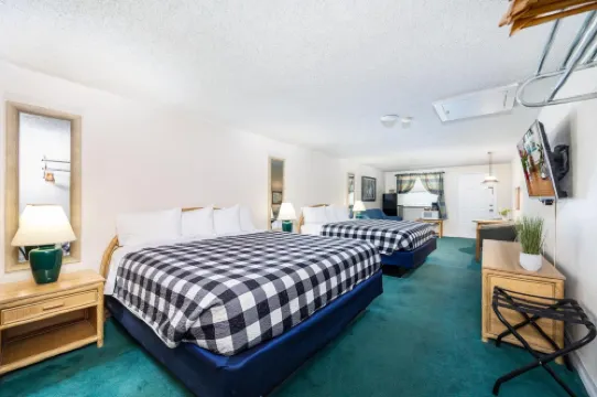 Steinhatchee River Inn and Marina