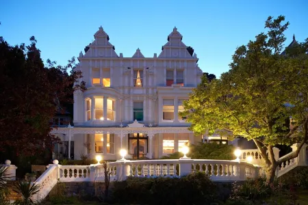 Escape Boutique B&B Отели рядом с достопримечательностью «Запад Шор Бич»