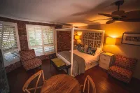 Ballina Palms Boutique Motel Hotels near Ballina Byron Gateway Airport