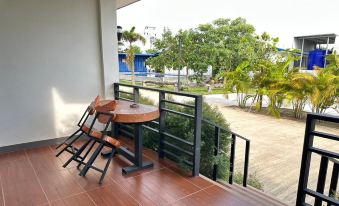 The White House P&N Hotel Chiang Rai