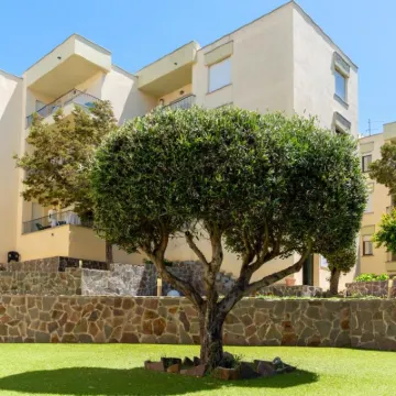 Appartamenti le Vele Hotels near Palau Vecchio Beach
