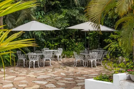 Hotel Cañada Internacional