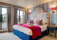 The George Hotel Hotels in Myland