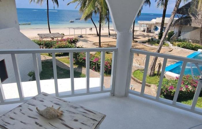 Kaleb's Beachfront Holiday Home