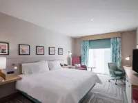 Hilton Garden Inn Flushing LaGuardia Hotels near Flushing Meadows