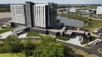 Omni Viking Lakes Hotels in Eagan