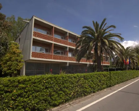 ホテル マリーナ マッサのホテル