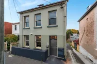 City Retreat Hobart Hotels in 