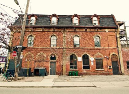 ザ パークデール オステルリー