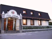 ApartHotel Vila Minka Hotel a Lubiana