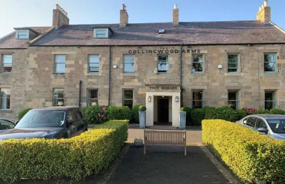 科林伍德埃姆斯酒店