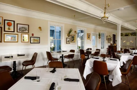 The Gibson Inn Отели рядом с достопримечательностью «Парк Сифуд Ландинг»