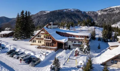 Villa Gloria Rooms & Apartments Hotels in Banská Bystrica