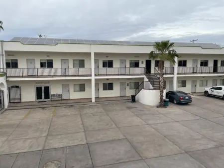 Hotel las Palmas Отели рядом с достопримечательностью «Museum of Popular Cultures of Sonora»